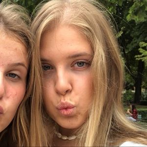 Meet your Posher, Julia